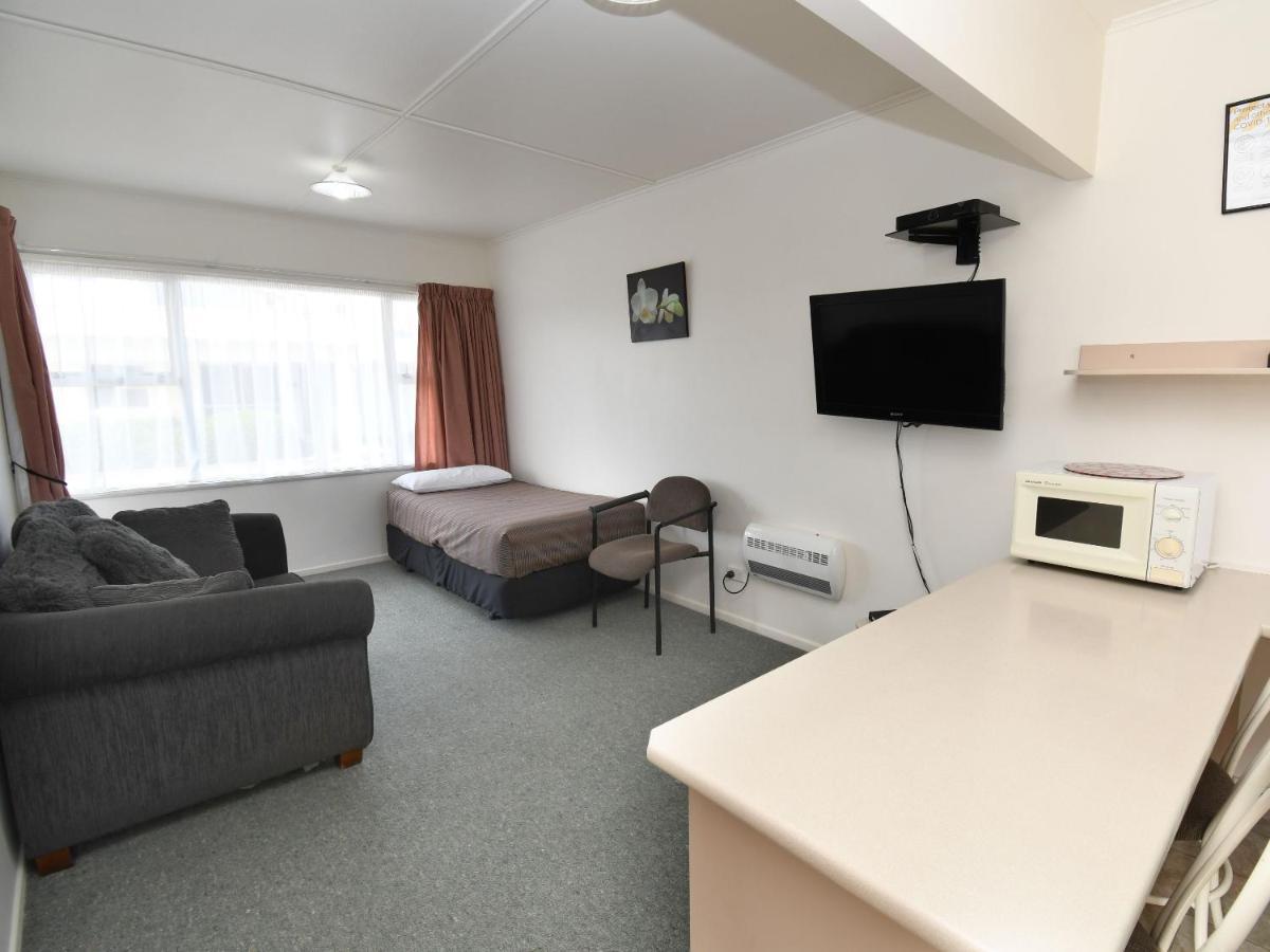 Avon Motel ฮาเวรา ภายนอก รูปภาพ